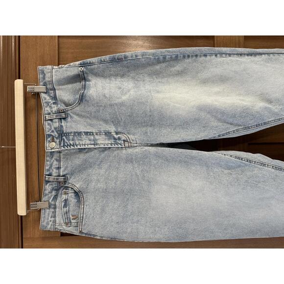 FRYE High Rise Straight Leg Light Wash Denim Jeans Women’s size 14/32 - Picture 2 of 15